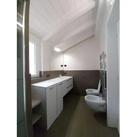 Casa Casacca Holiday home Pianello Del Lario